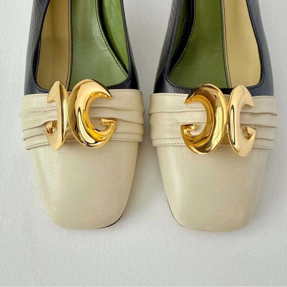 GUCCI || Usagi Half Moon Slingback Pumps Black Cream EU 40
